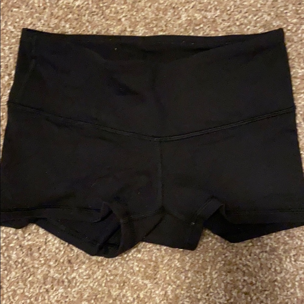 LULULEMON yoga shorts